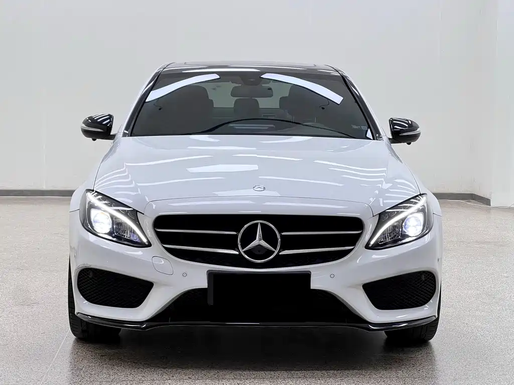 Mercedes-Benz C-Class — миниатюра 2