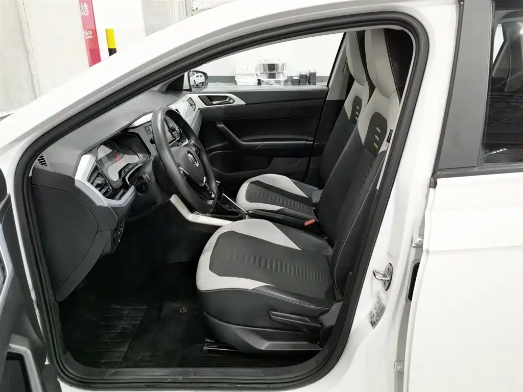 Volkswagen Polo 2019 Plus 1.5L AT