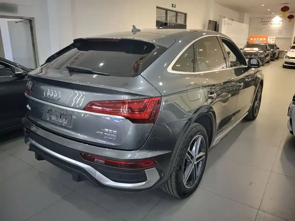 Audi Q5L Sportback — миниатюра 7