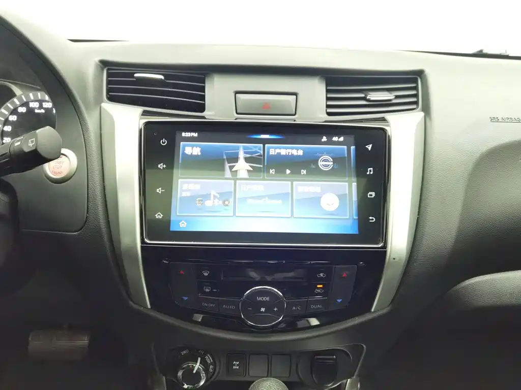 Nissan Terra — миниатюра 12