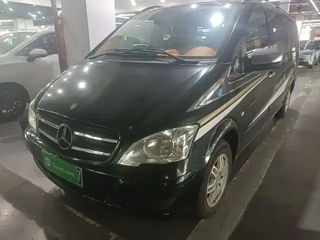 Mercedes-Benz Viano