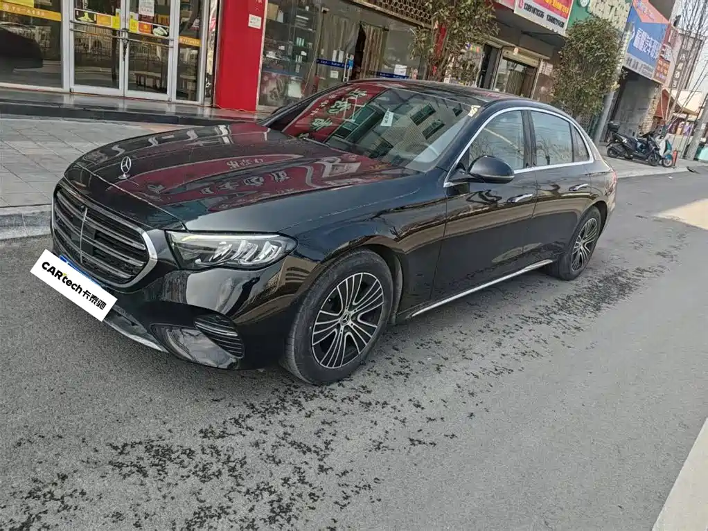 Mercedes-Benz E-Class 2024