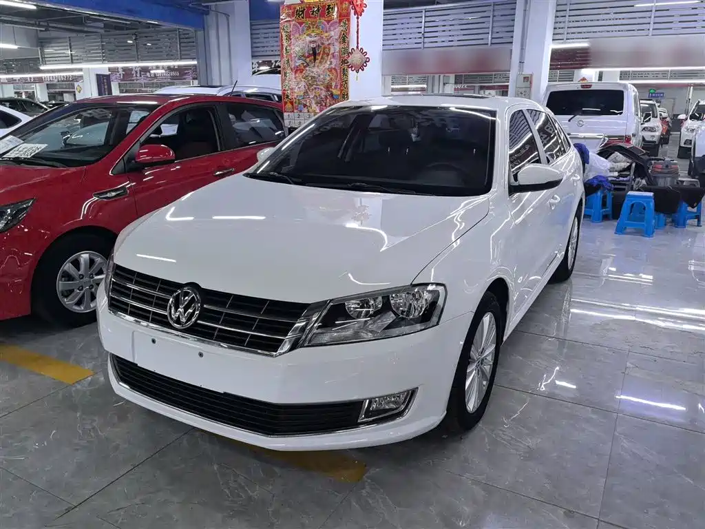 Volkswagen Gran Lavida 2016