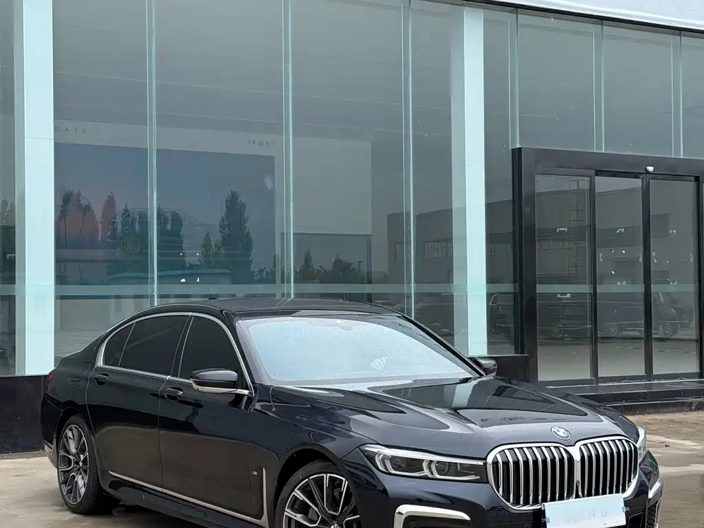 BMW 7 Series 7 2021 730Li M Sport
