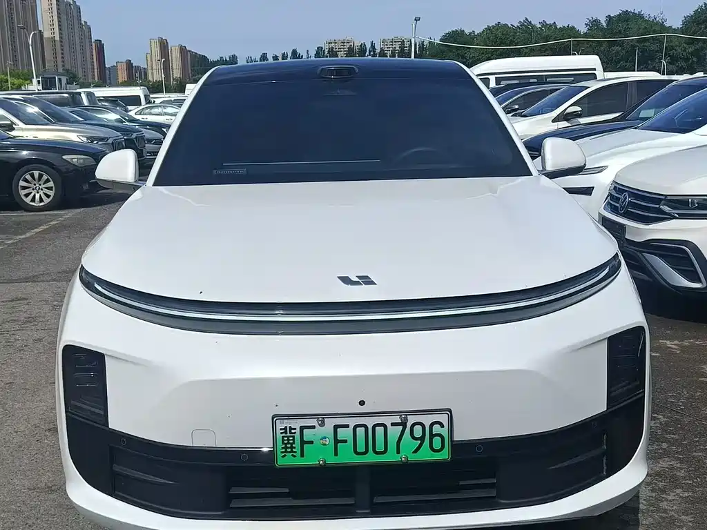 Li Auto Li L6 2025