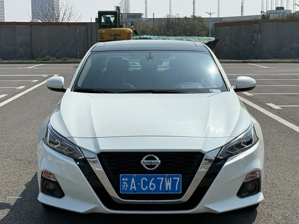 NISSAN TEANA