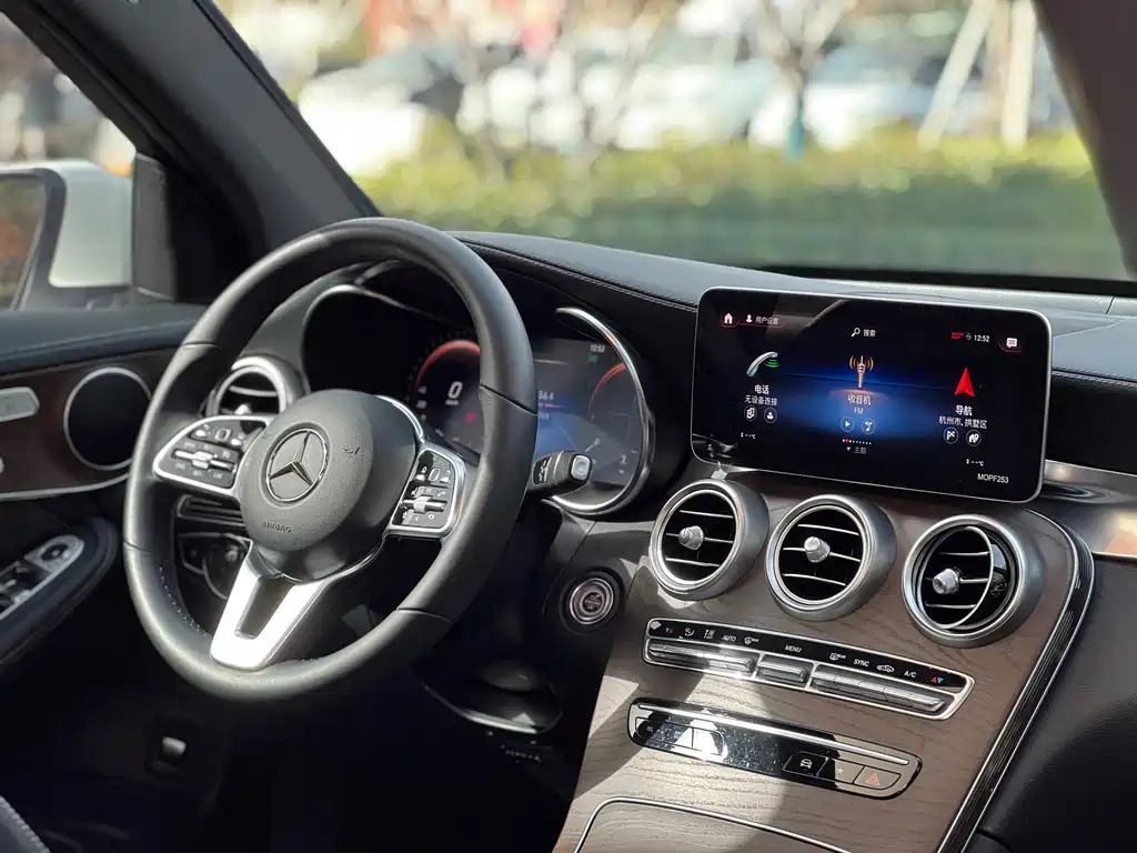 Mercedes-Benz GLC 2020 GLC 300 L 4MATIC