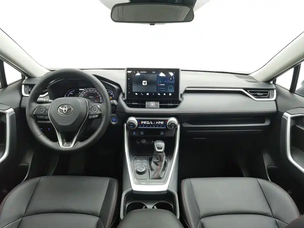 Toyota Wildlander New Energy — миниатюра 5