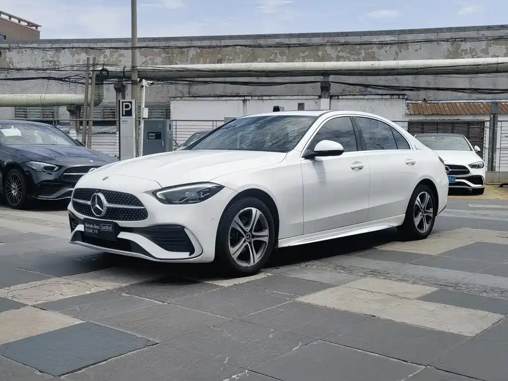 Mercedes-Benz C-Class 2021