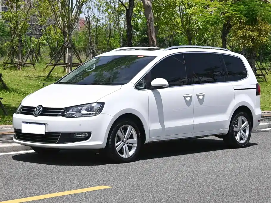 Volkswagen Xia 2018 380TSI 7 мест