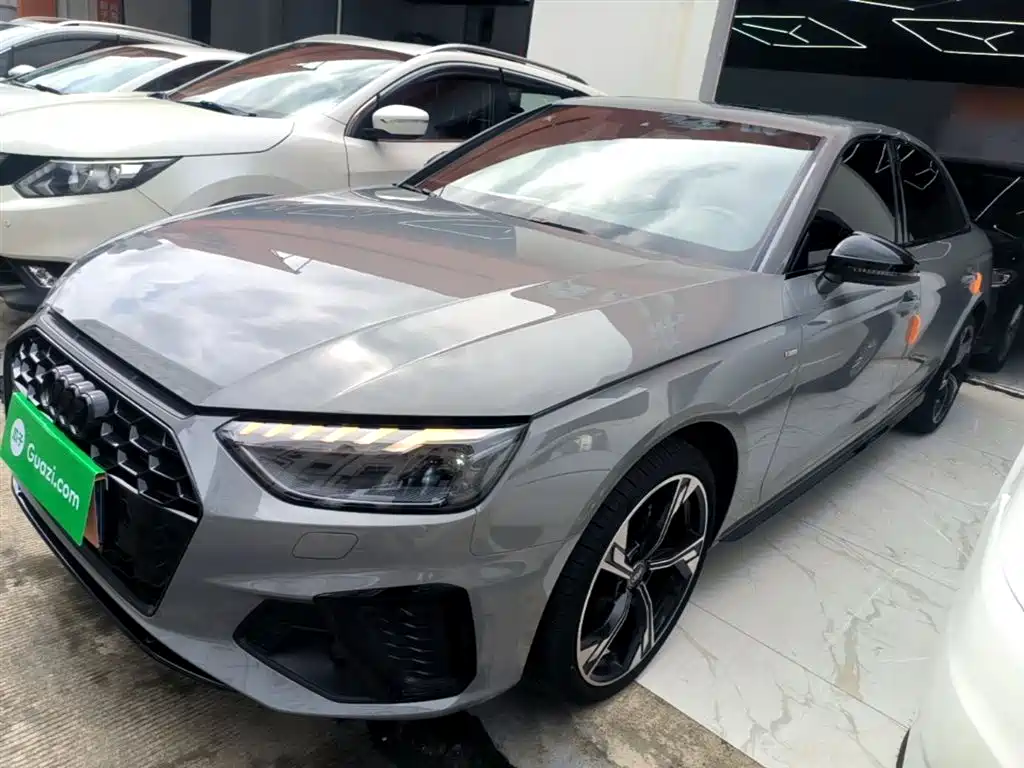 Audi A4L 2025