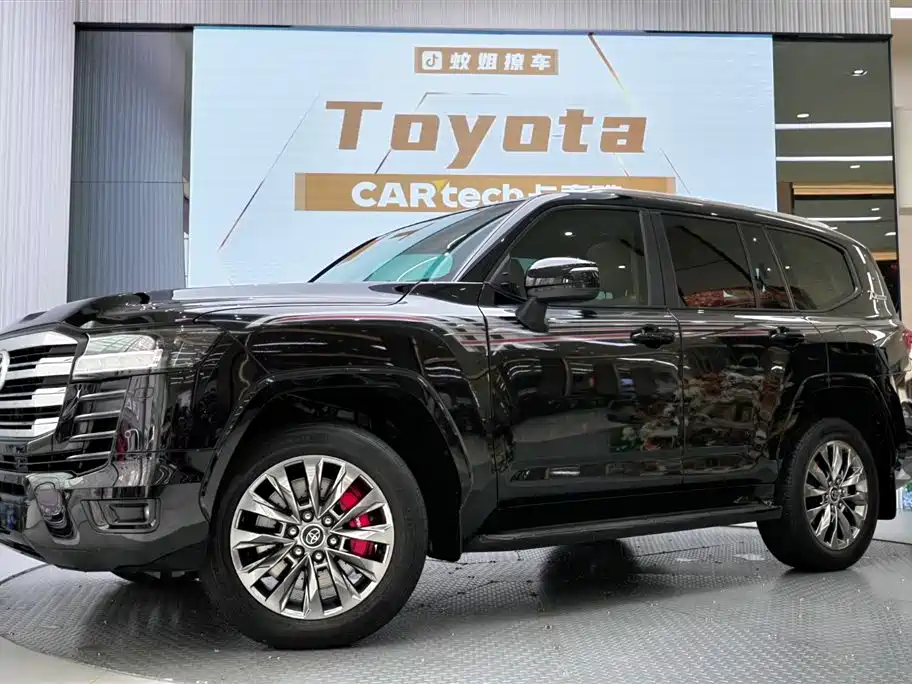 Toyota Land Cruiser 2023