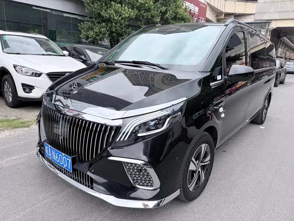 Mercedes-Benz Vito 2025