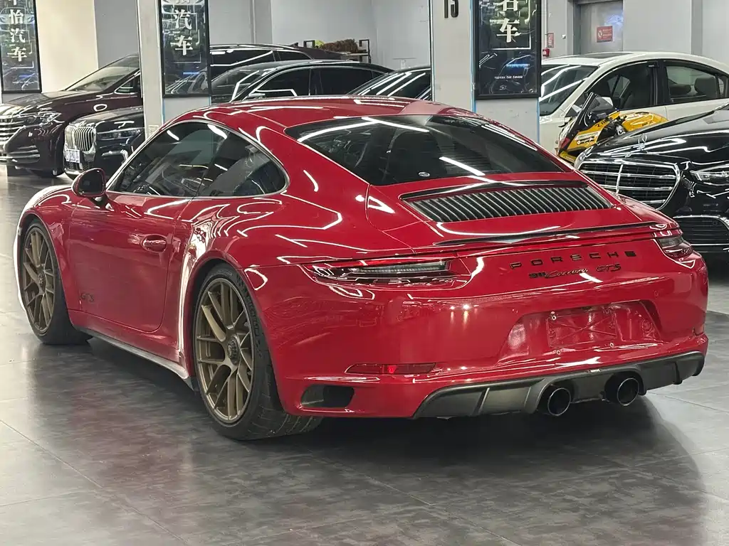 Porsche 911 2017 Carrera GTS 3.0T