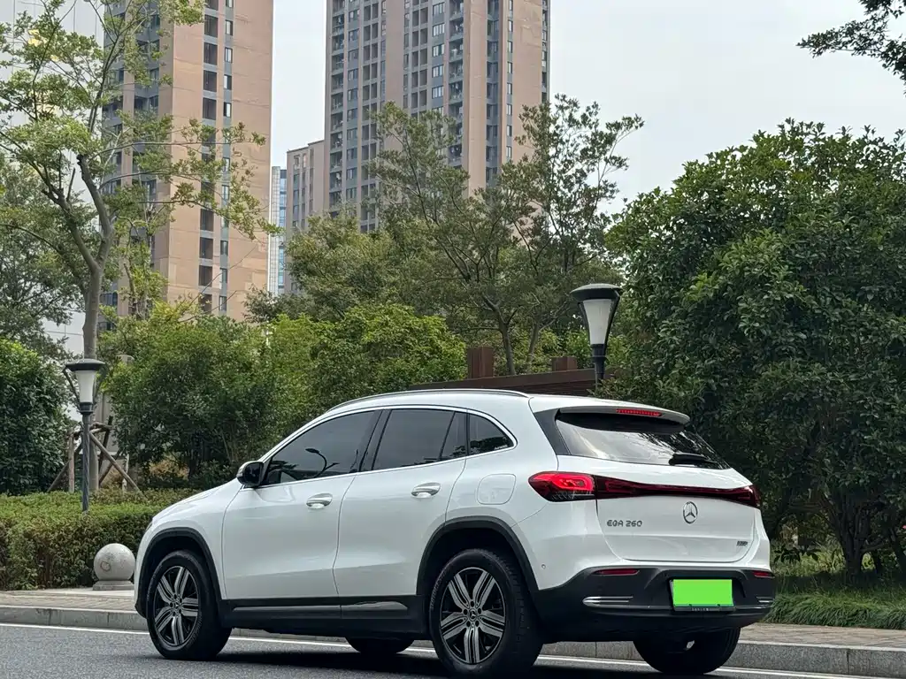 Mercedes-Benz EQA — миниатюра 11