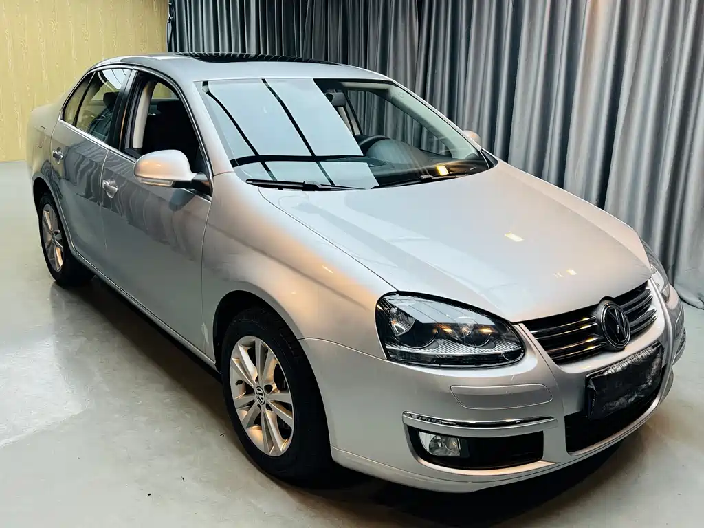 Volkswagen Sagitar 2011 1.4TSI MT