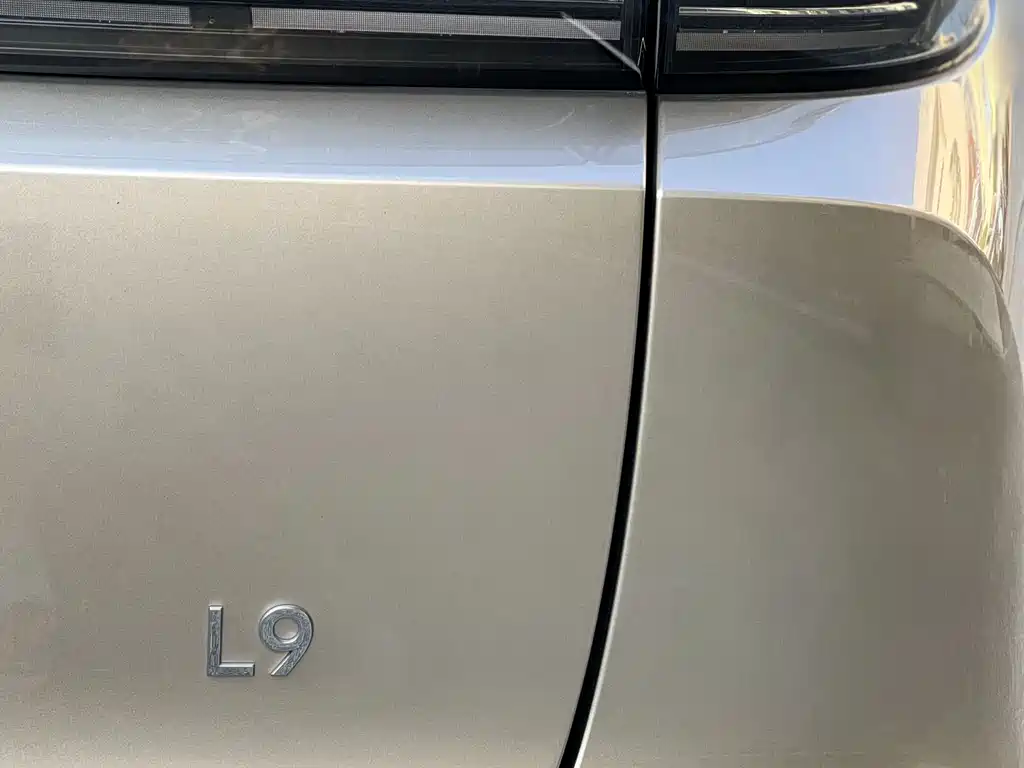 Li Auto IDEAL L9
