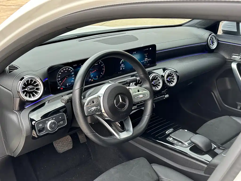 MERCEDES-BENZ A CLASS