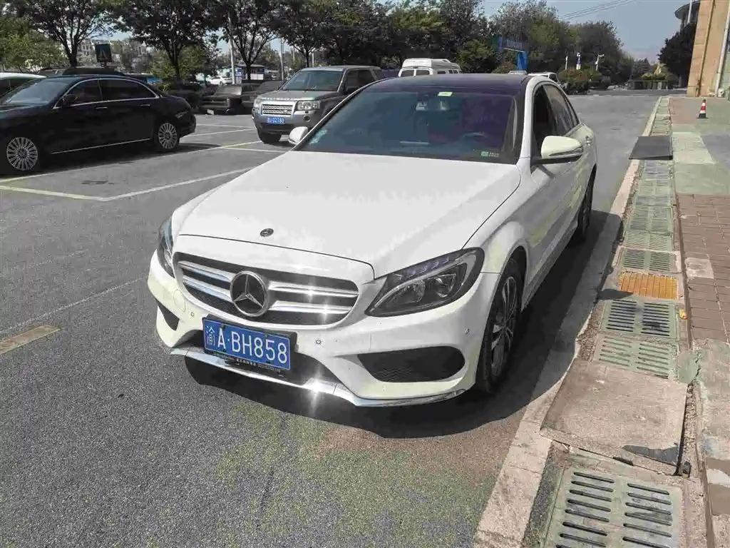 Mercedes-Benz C-Class 2017