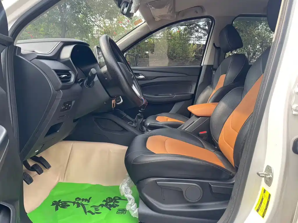 Wuling Hongguang S3 — миниатюра 4