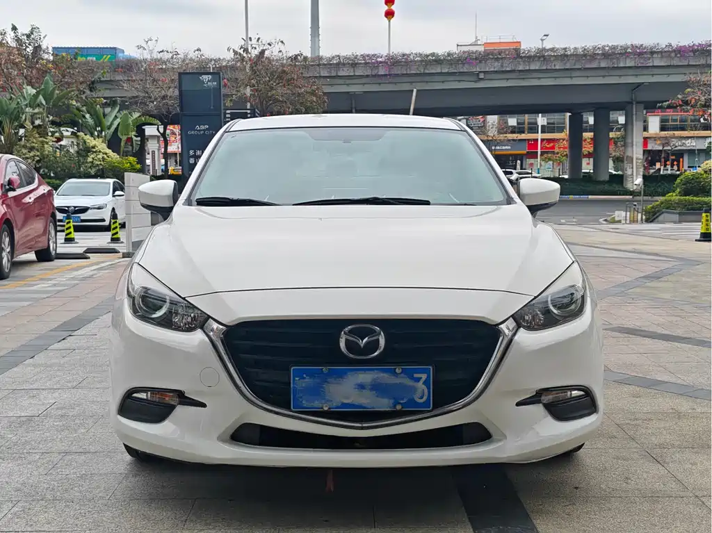MAZDA 3 ANGKESAILA
