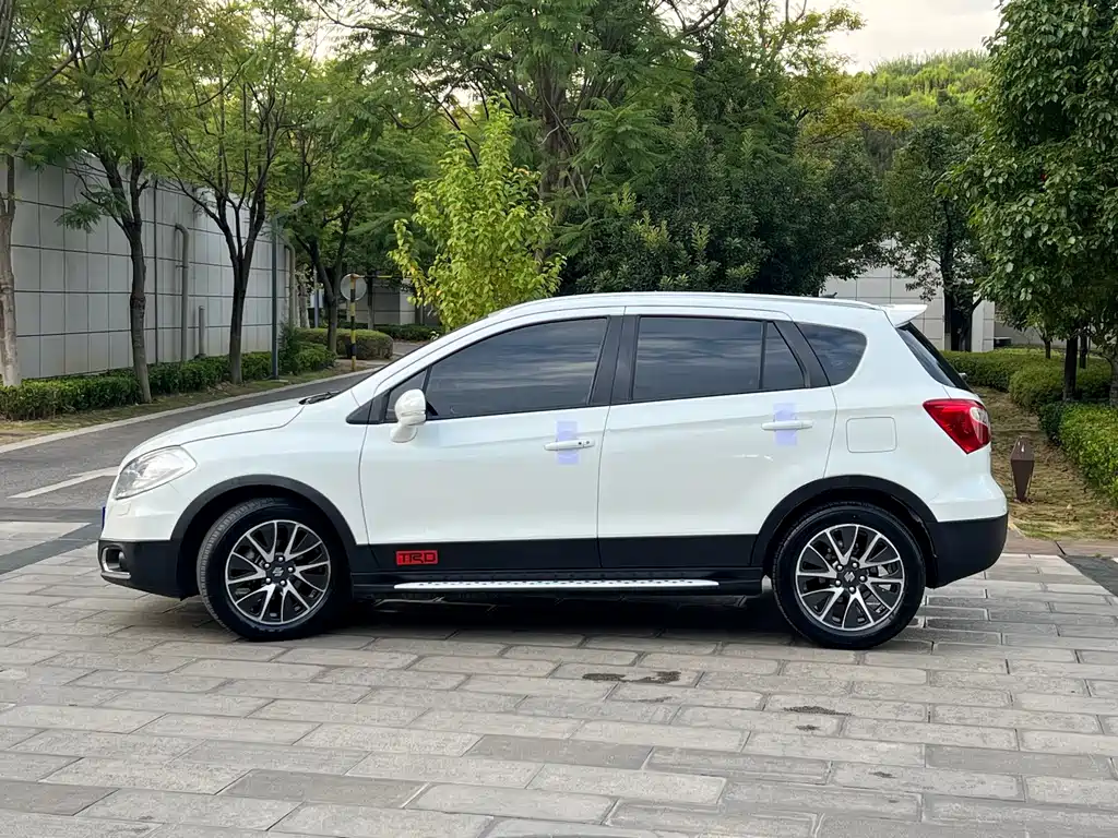 Suzuki S-Cross — миниатюра 8