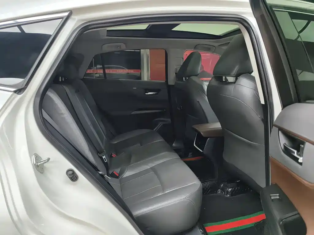 TOYOTA LING FANG HARRIER