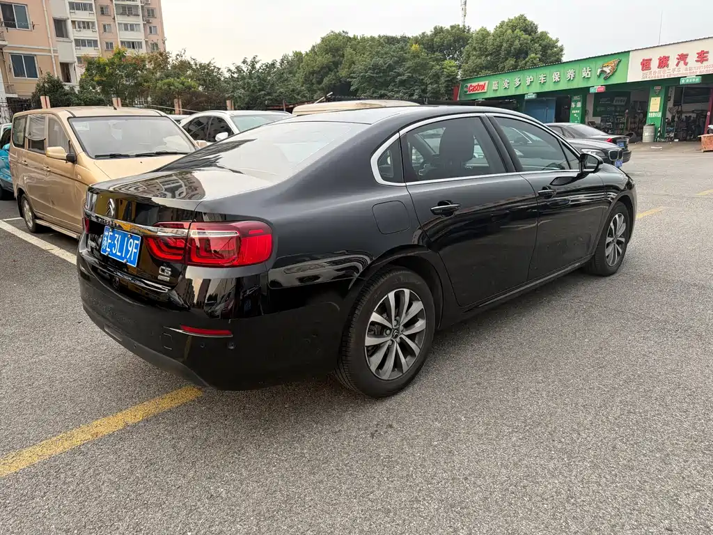 Citroen C6 — миниатюра 6