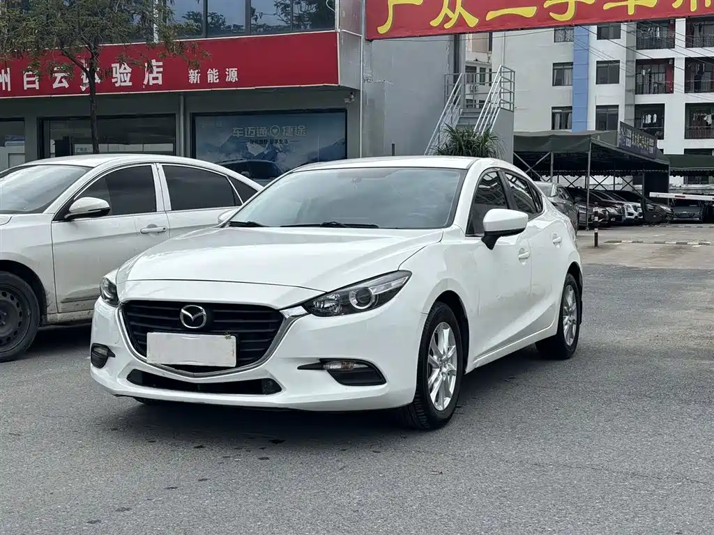 Mazda 3 Axela 2019