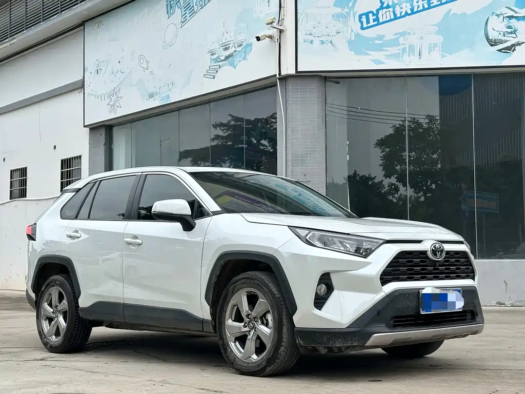Toyota RAV4 2021 2.0L CVT