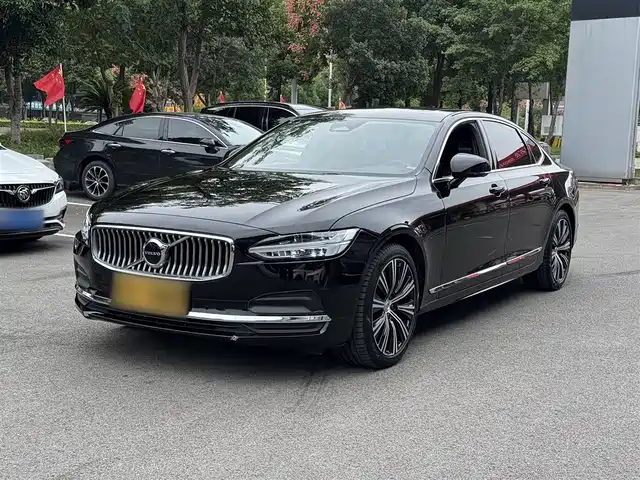 VOLVO  S90 2024
