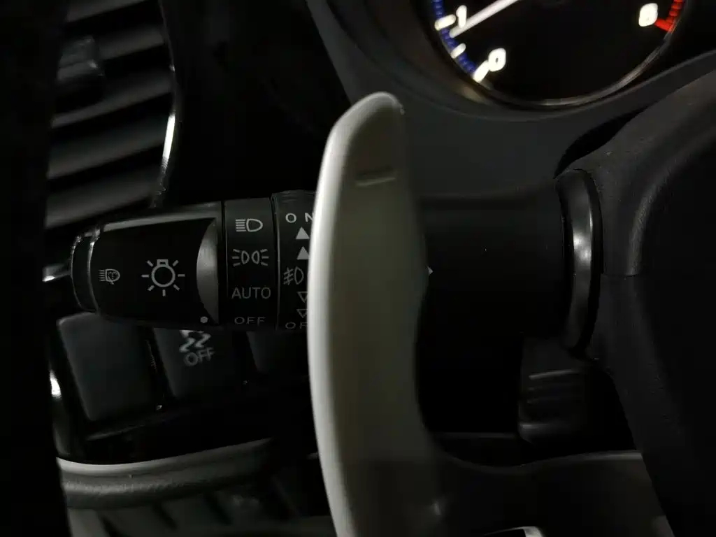 Mitsubishi Outlander (Import) — миниатюра 21