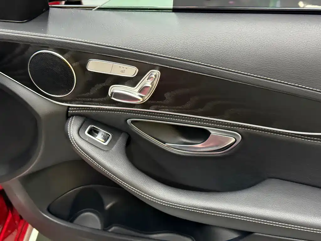 Mercedes-Benz C-Class — миниатюра 29