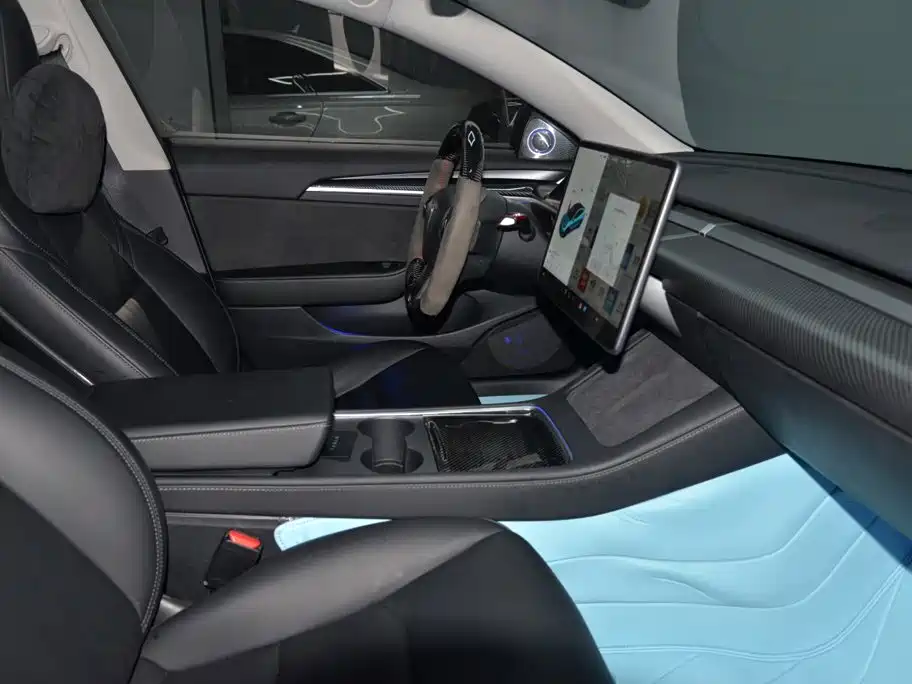 Tesla Model 3 — миниатюра 17