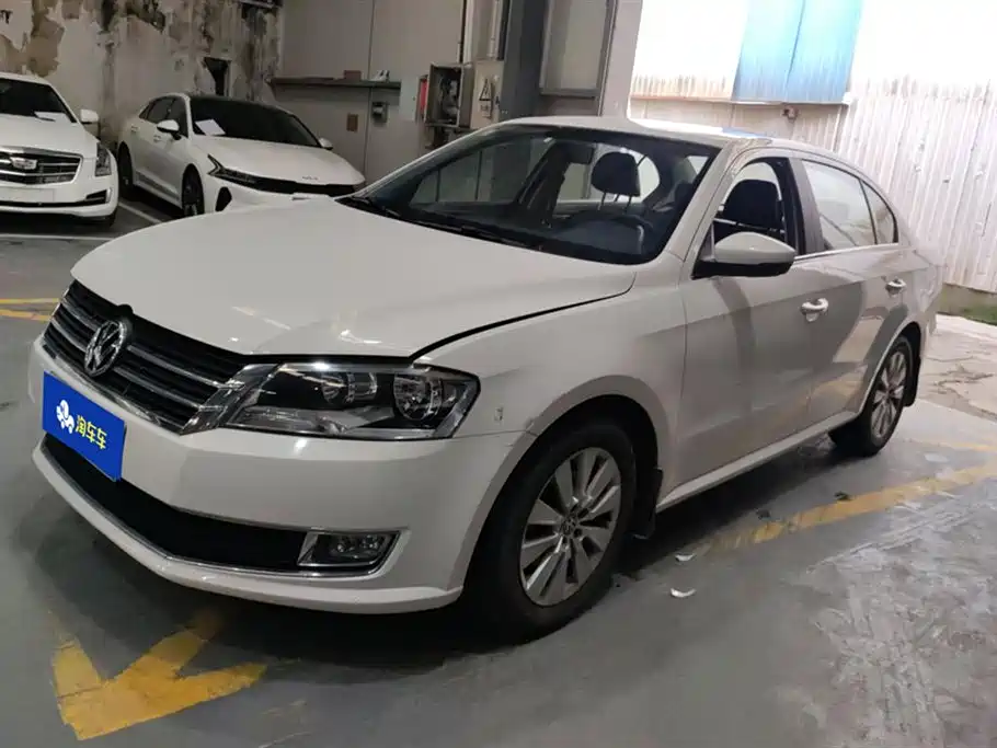 Volkswagen Lavida 2015