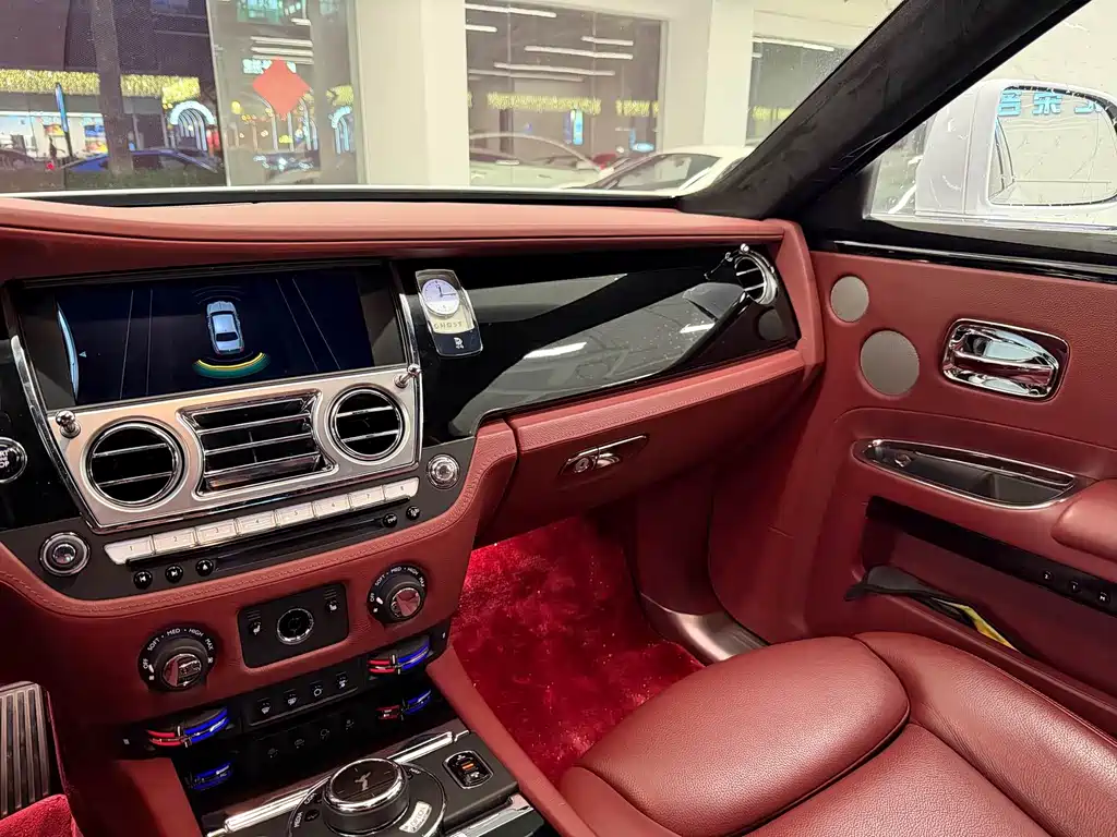 Rolls-Royce Ghost — миниатюра 5