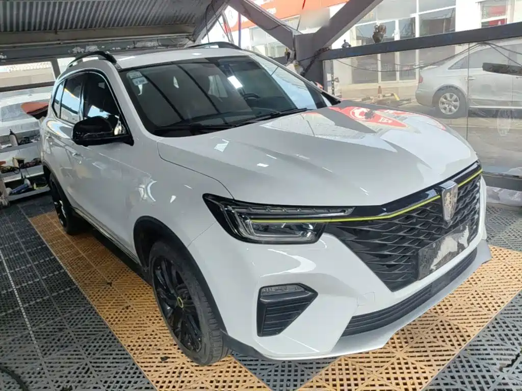 Roewe RX5 — миниатюра 4