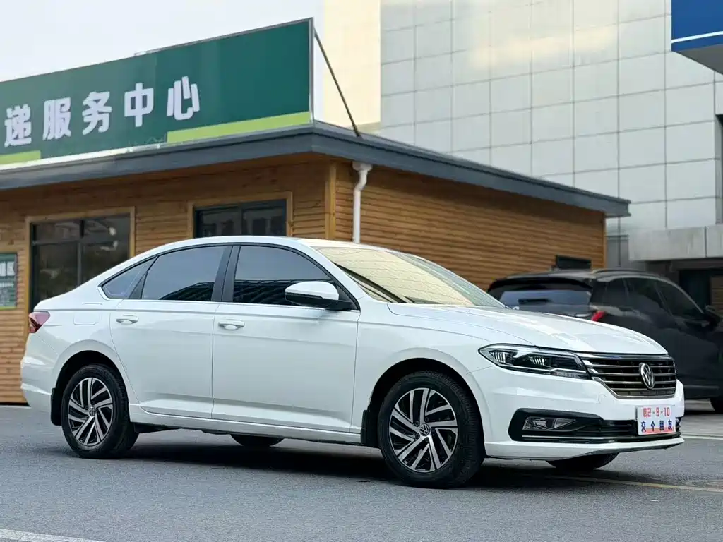 Volkswagen Lavida 2022