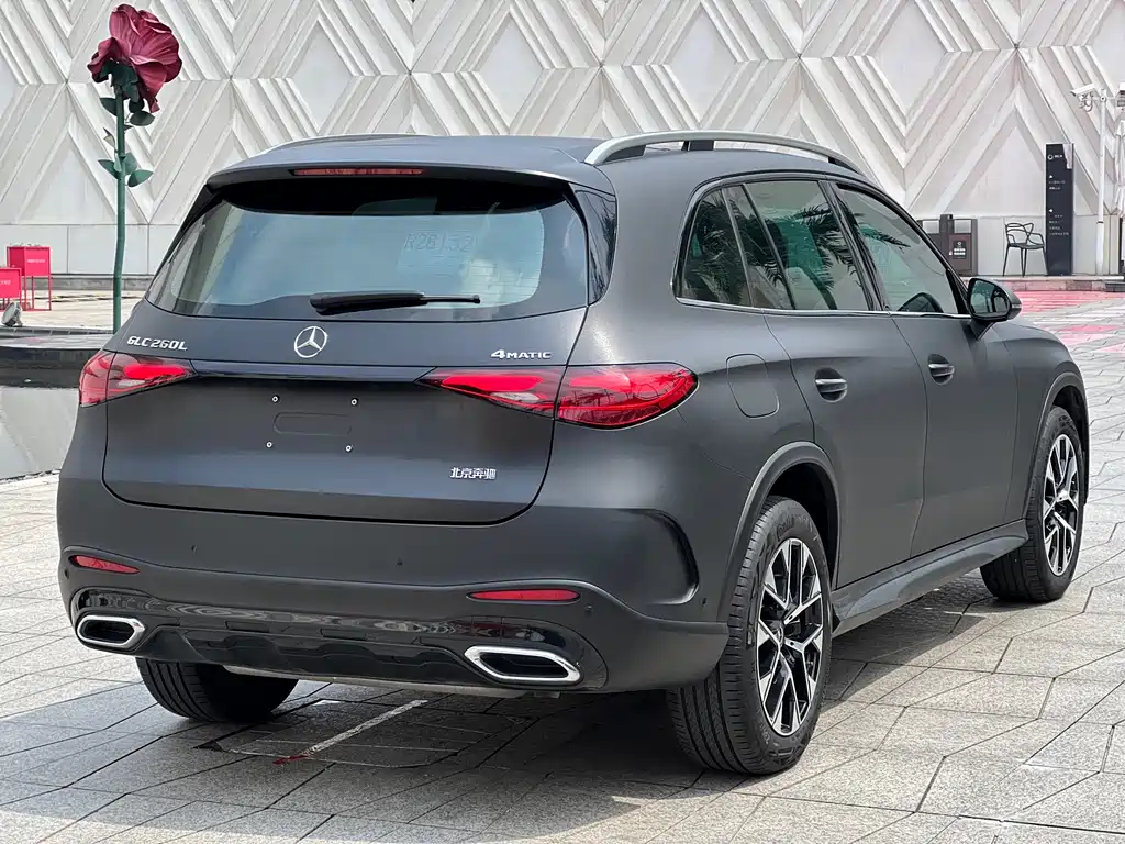 Mercedes-Benz GLC 2024 GLC 260 L 4MATIC Luxury 5 мест
