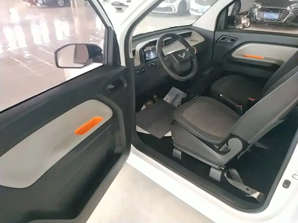 Wuling MINIEV — миниатюра 16