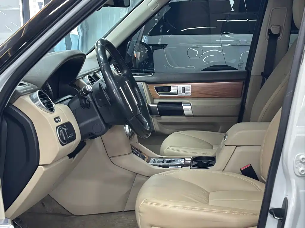 Land Rover Discovery 2014 3.0T