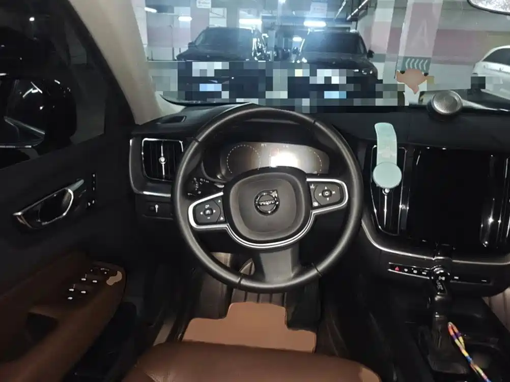 Volvo XC60 — миниатюра 14