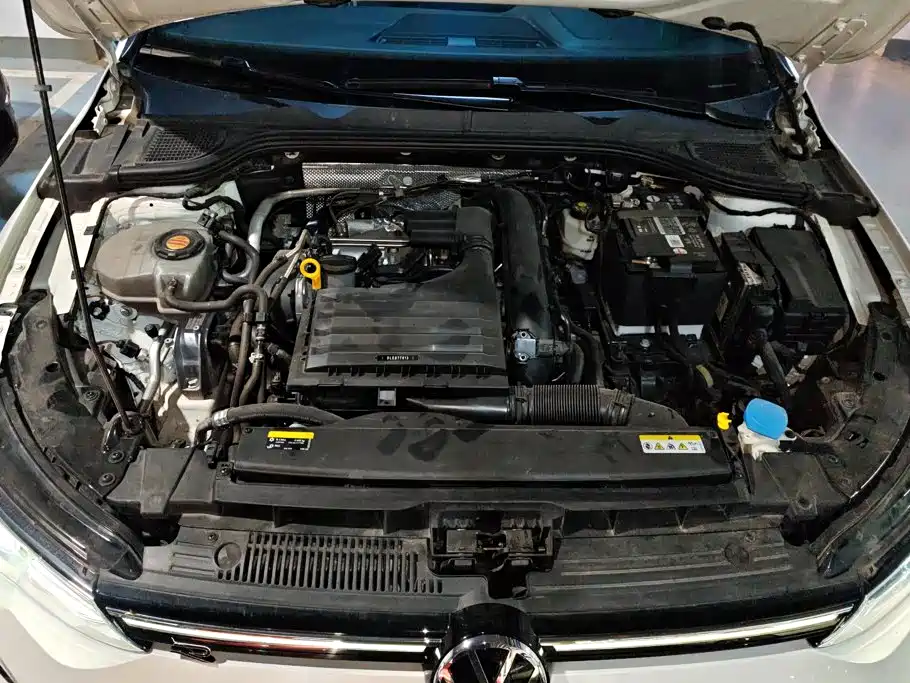 Volkswagen Golf — миниатюра 10