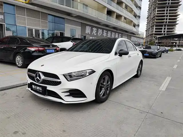 MERCEDES-BENZ A CLASS