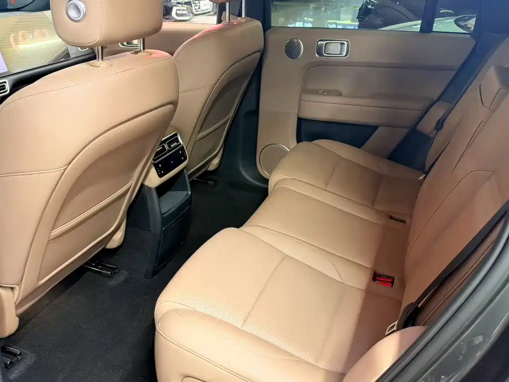 Li Auto Li L6 — миниатюра 6