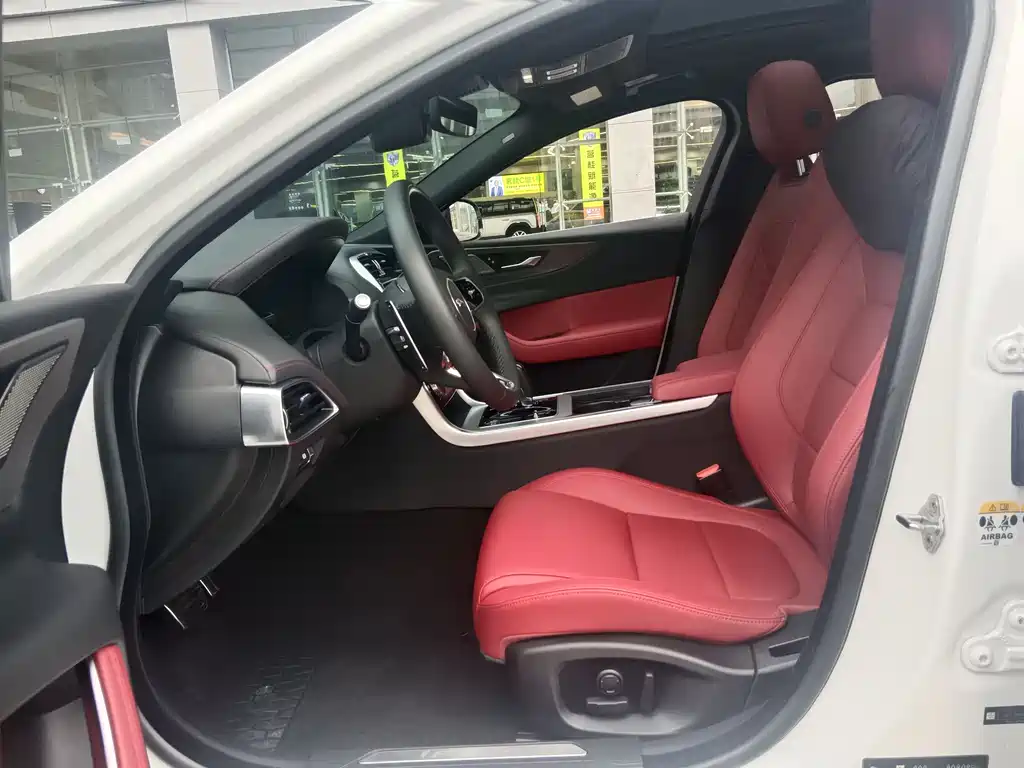 Jaguar XEL 2024 2.0T 250PS R-DYNAMIC S Sport