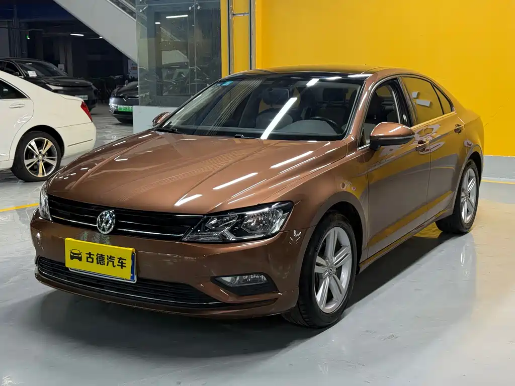 Volkswagen Lamando 2015