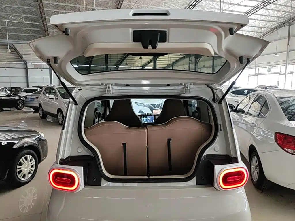 Wuling MINIEV — миниатюра 19