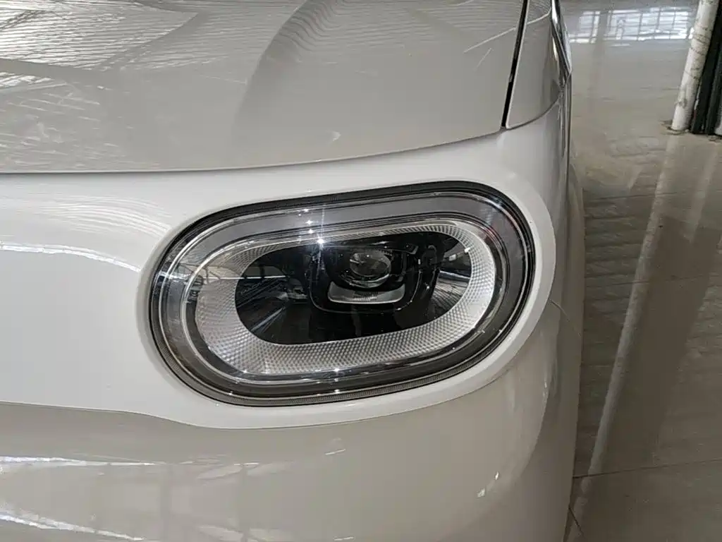 Wuling MINIEV — миниатюра 24