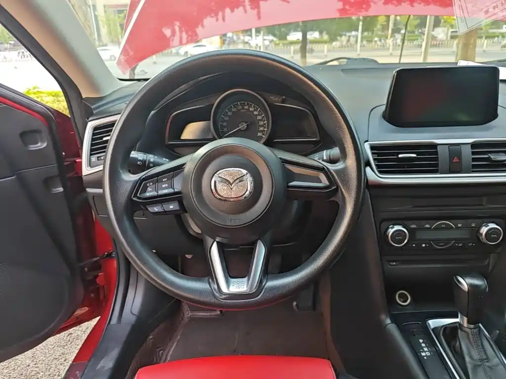 Mazda 3 Axela — миниатюра 11